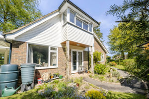 Photo 1- click for photo gallery